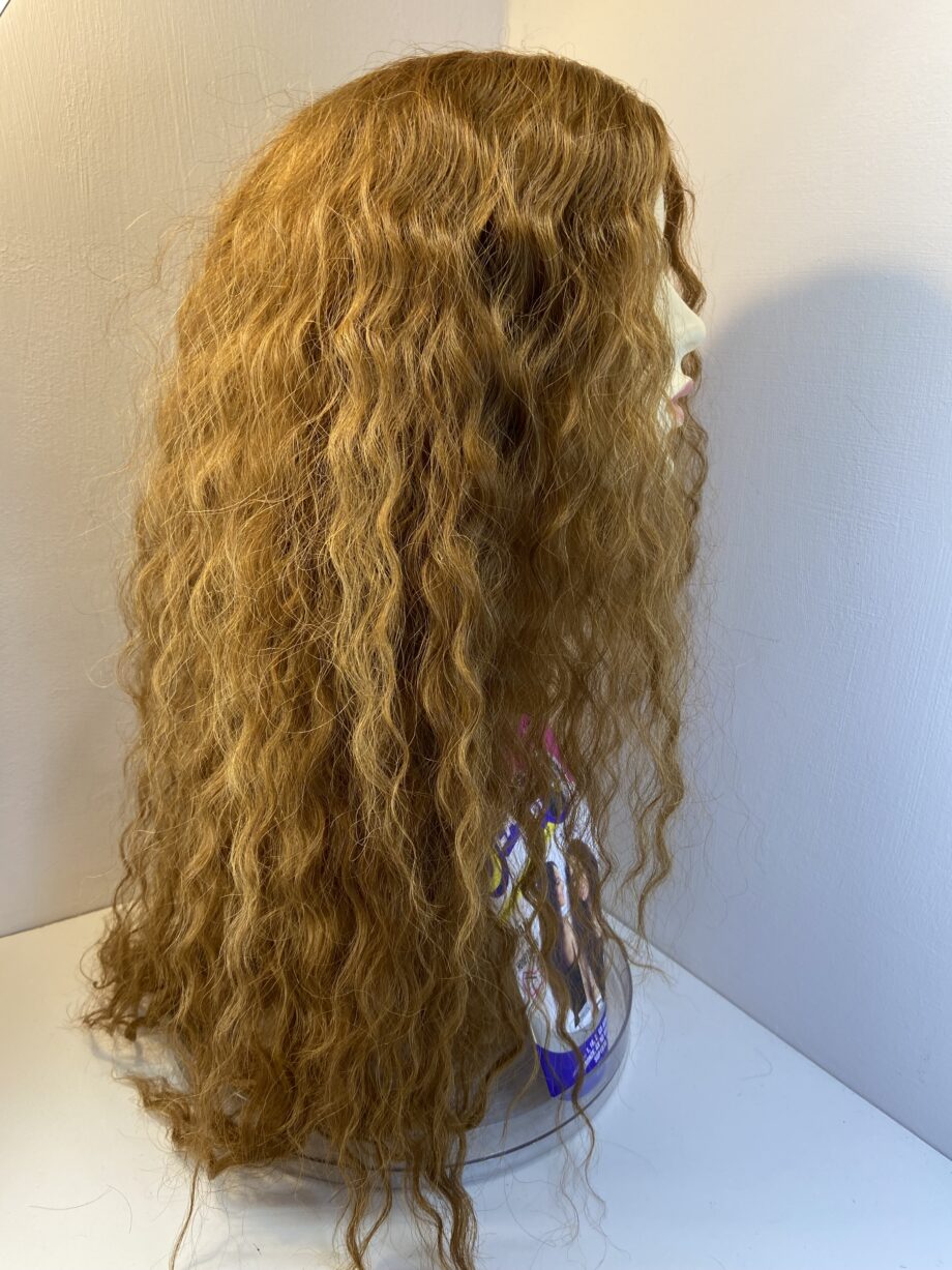 Very long red curly wig. Rlc307