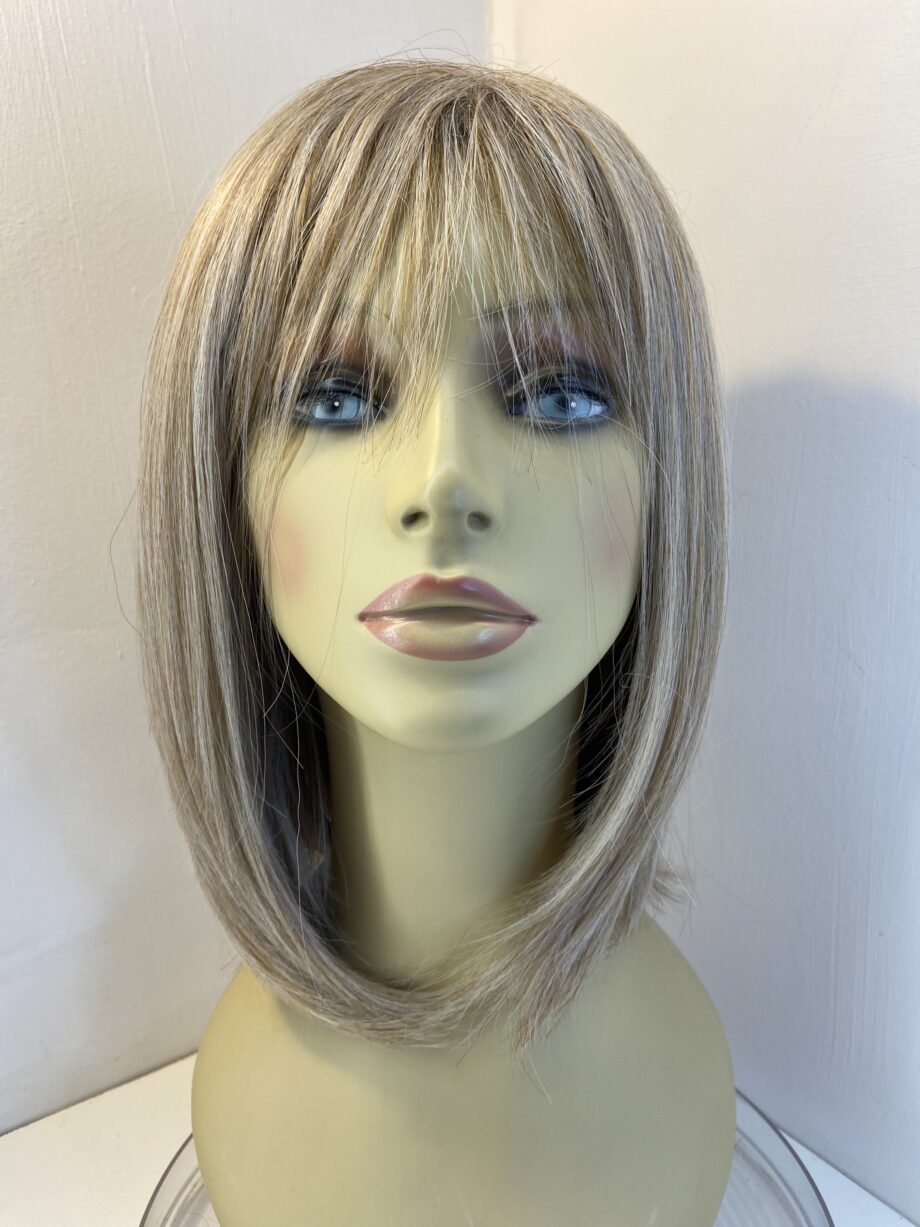 Ash blonde mid length wig. Ablls311