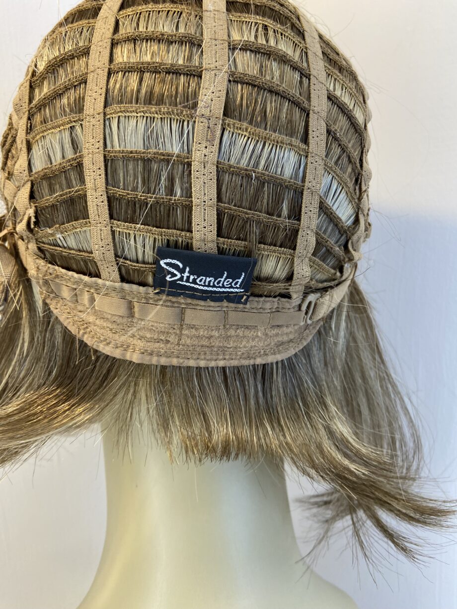 Extra special modern cut wig. Brms314