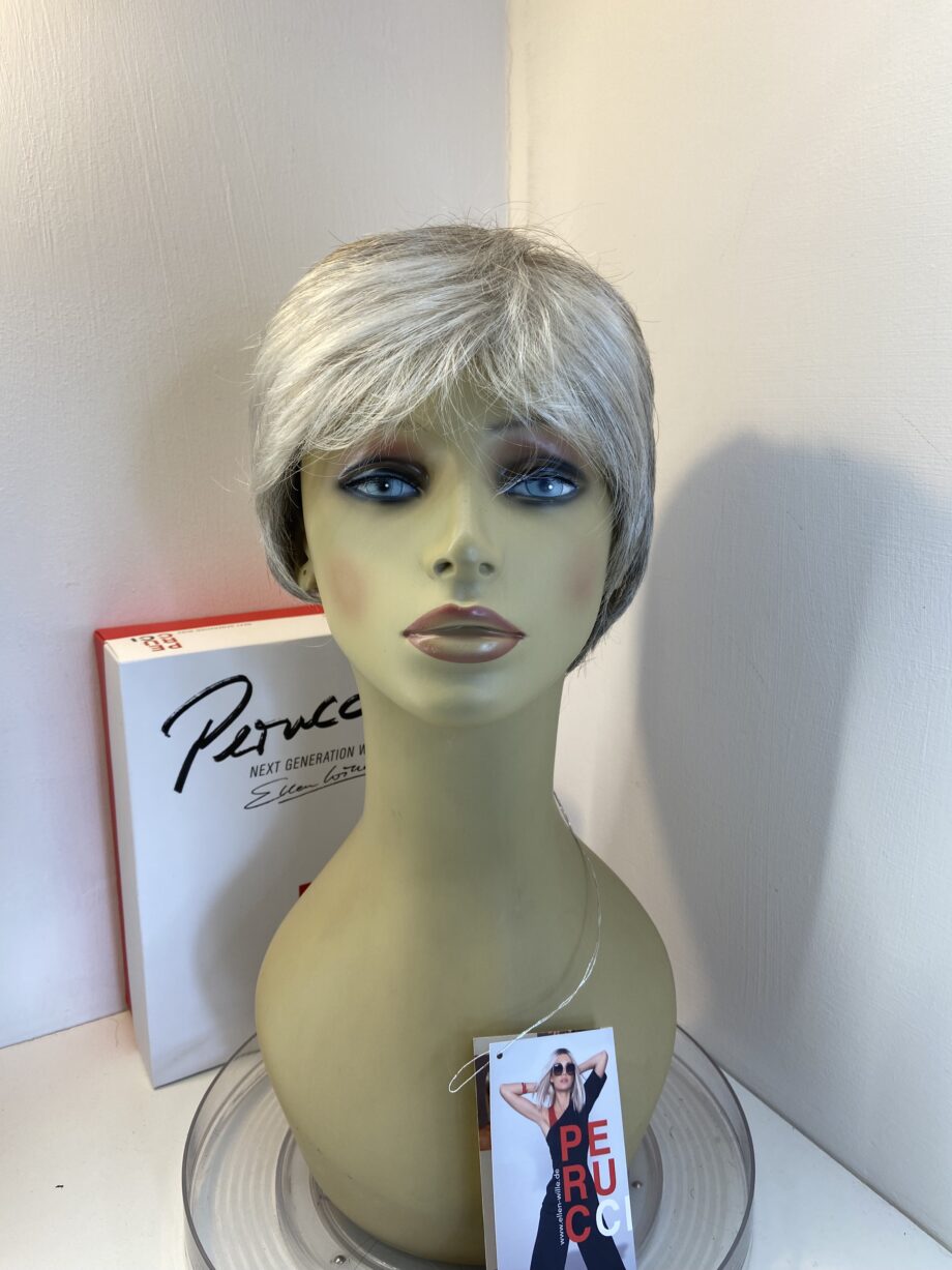 New silver grey wig. Bgss797
