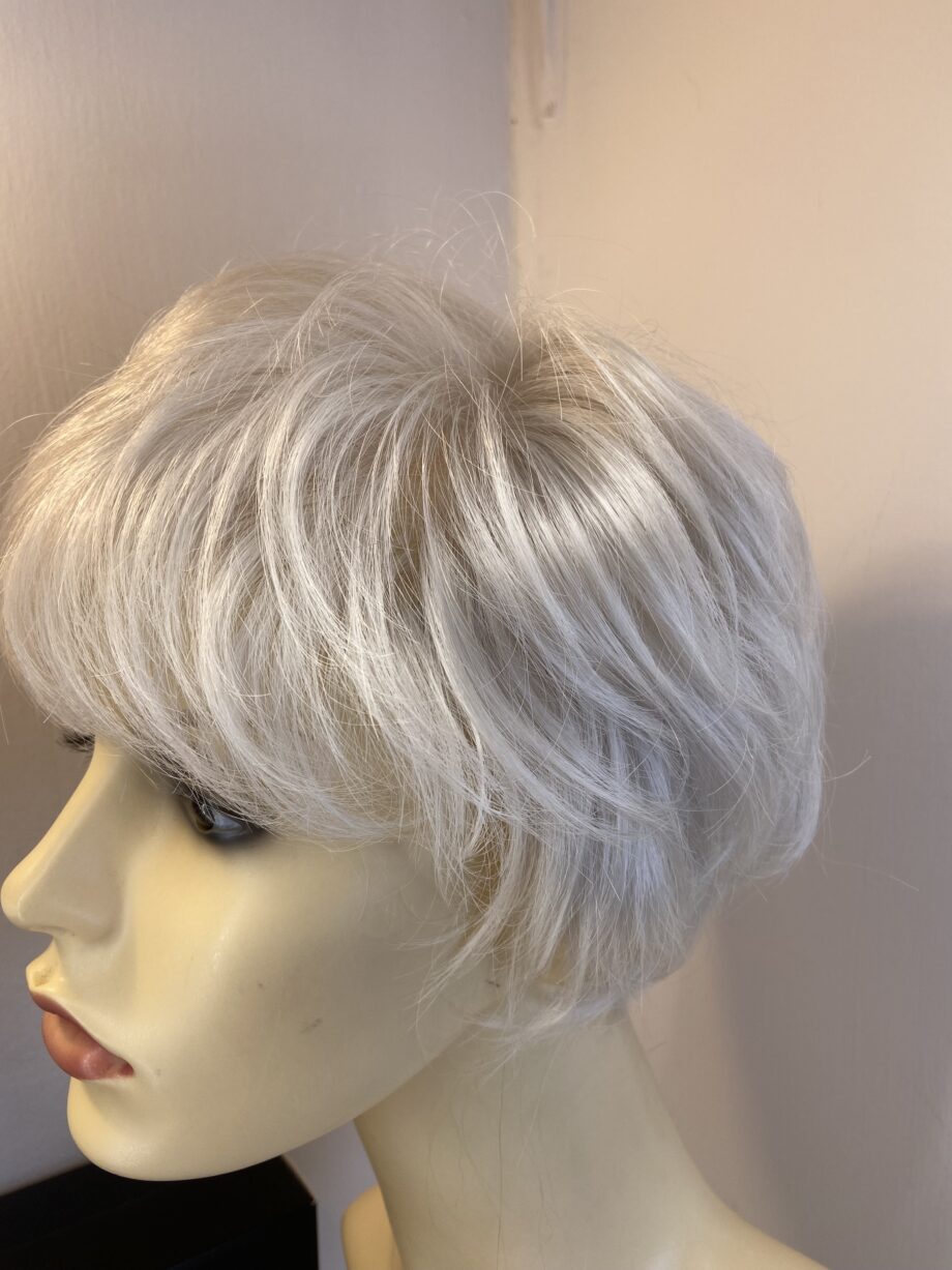 New silver white wig. Bgss798