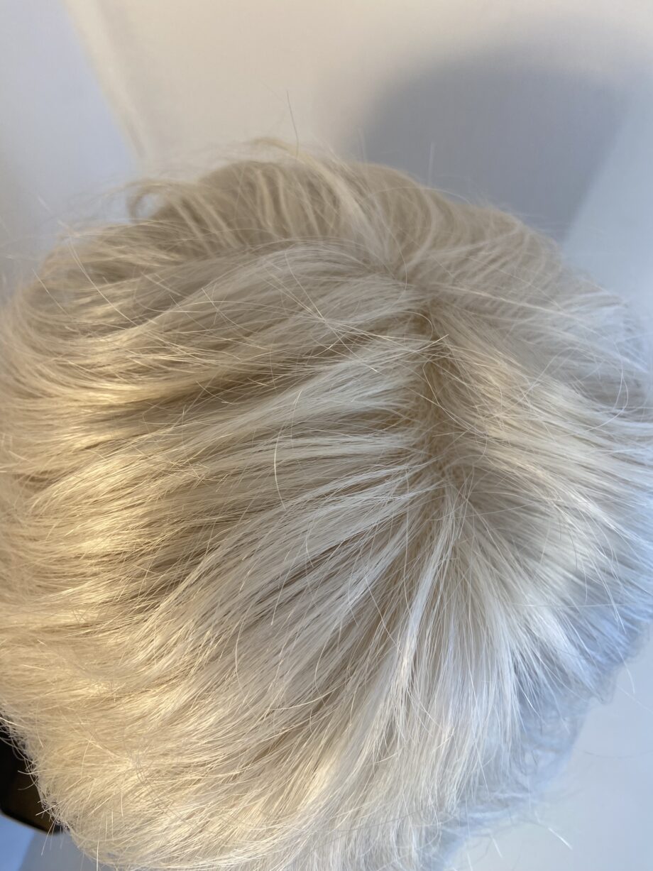 New silver white wig. Bgss798