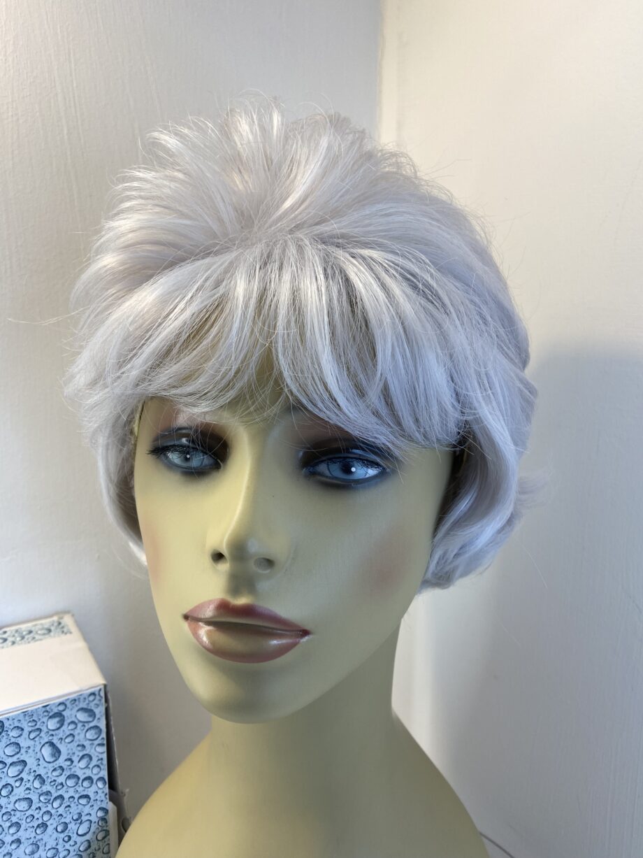 Silver white new wig. Bgss799