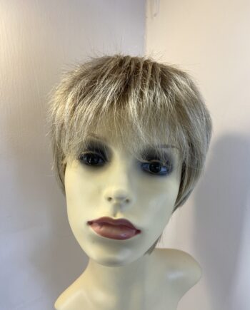 Blonde Dimples wig. Blss513