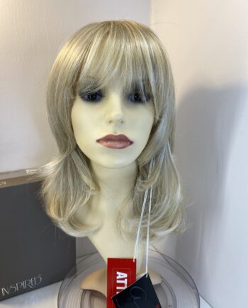 New Rene of Paris blonde wig. Bbllw808
