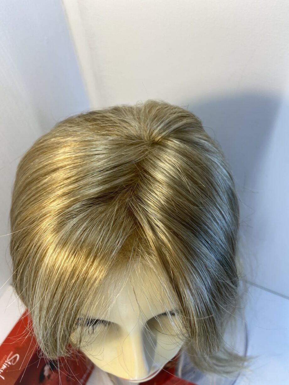 New champagne mix wig. Bblls809
