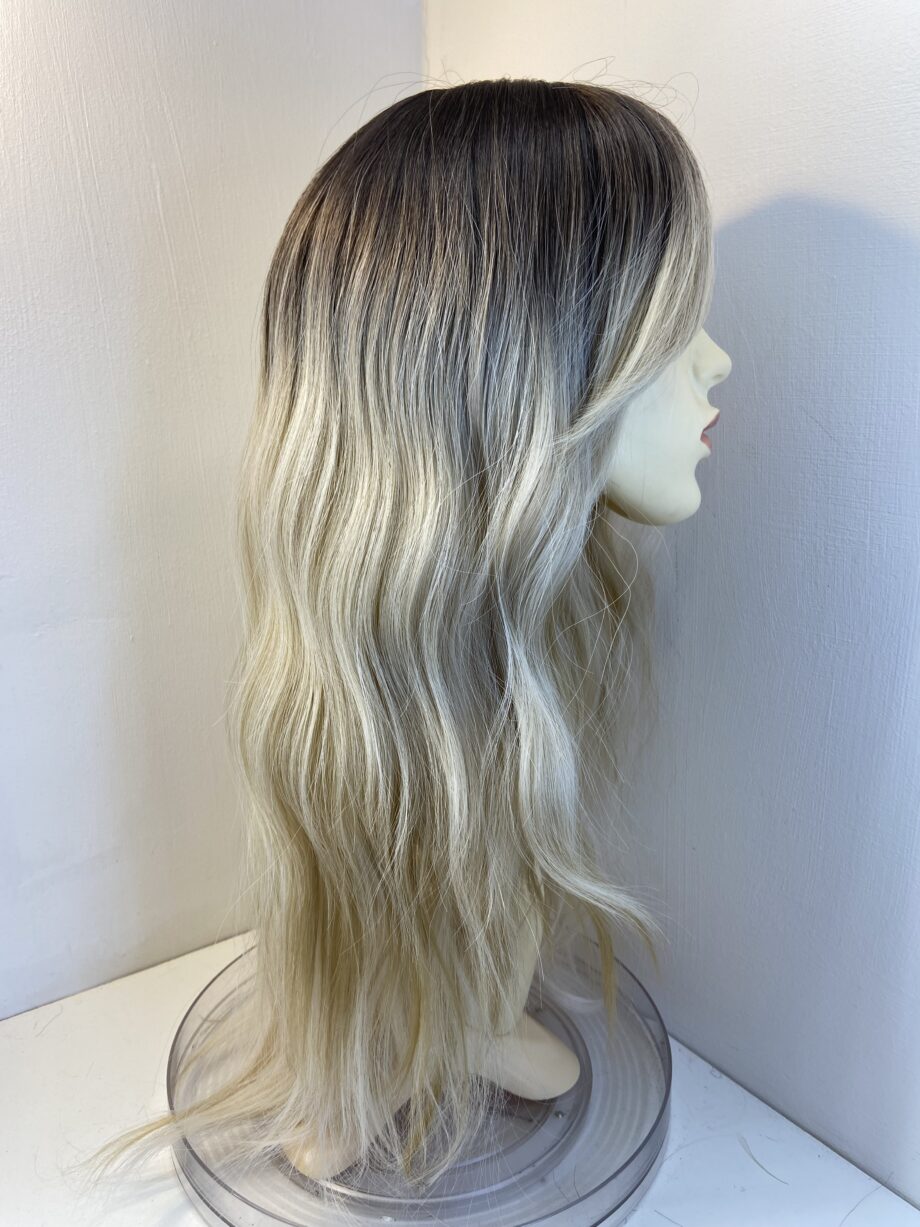New rooted blonde long wig. Bllw202