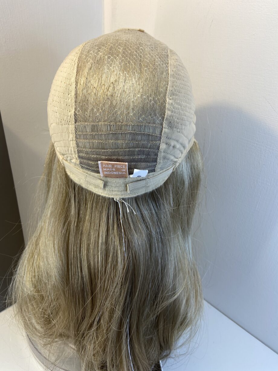 New wheat mist long designer wig. Bblls812