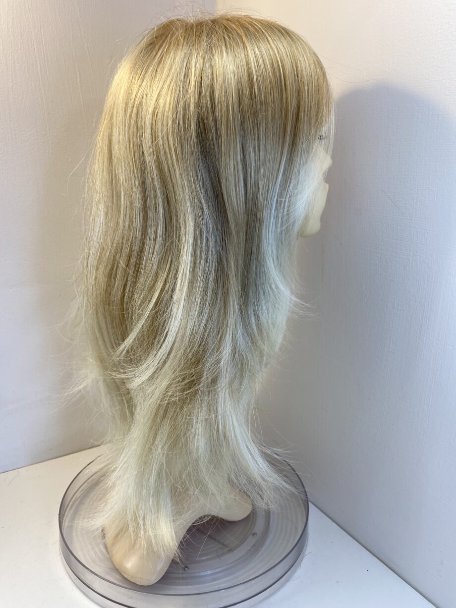 Rene of Paris long new blonde wig. Bblls814