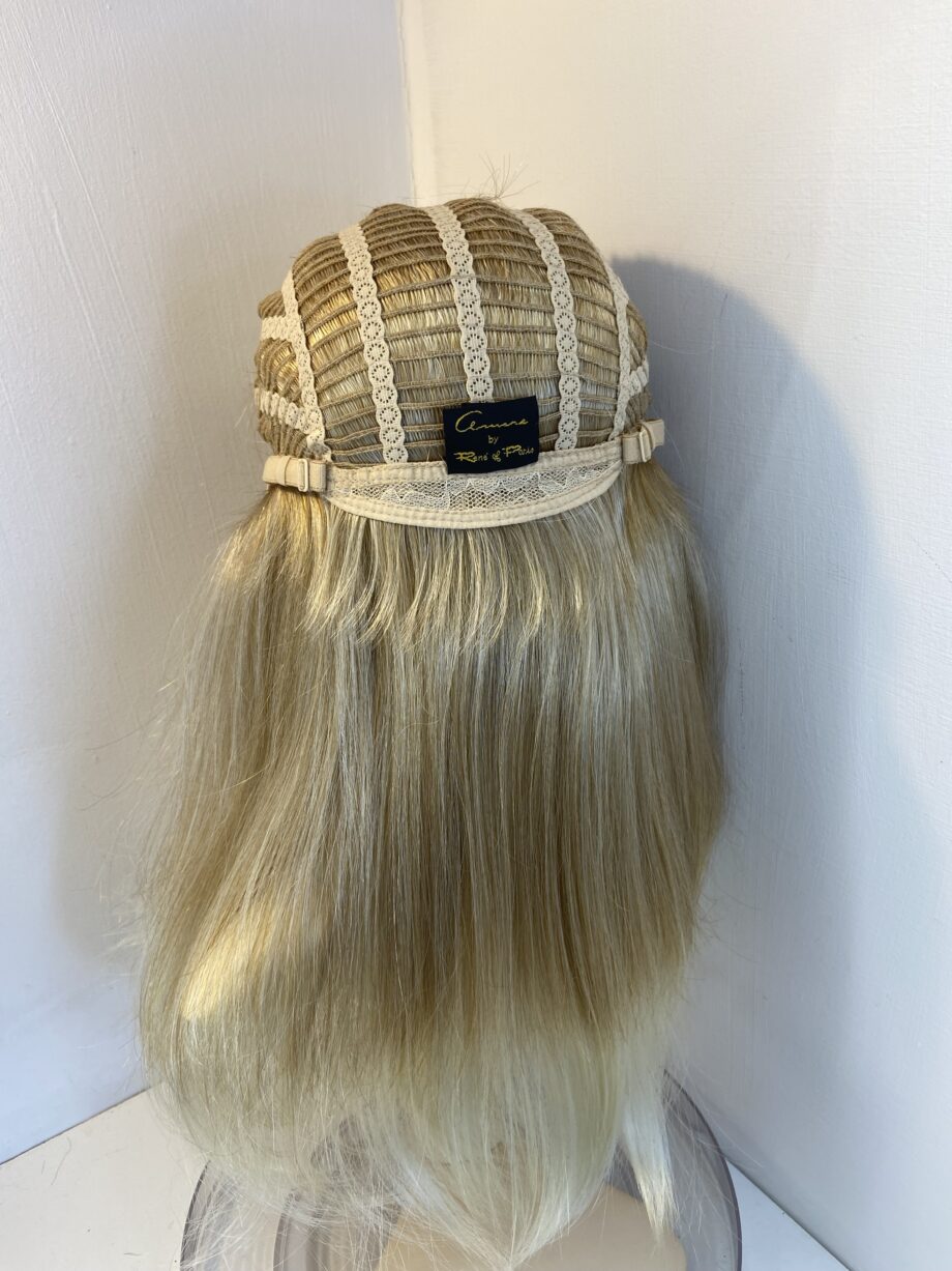 Rene of Paris long new blonde wig. Bblls814