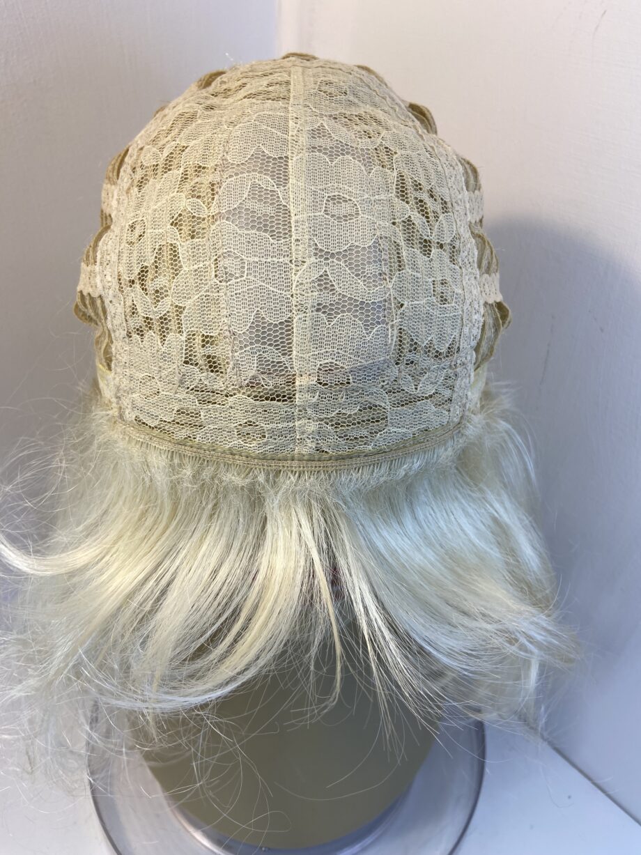 Light blonde curly new wig. Blls204