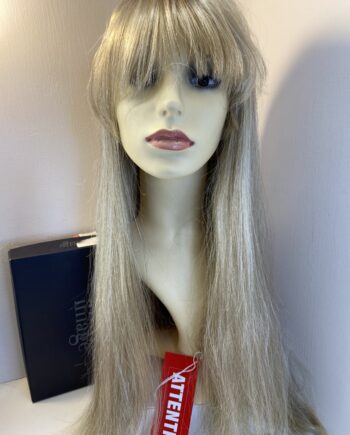 Extra long blonde wig. Bblls811