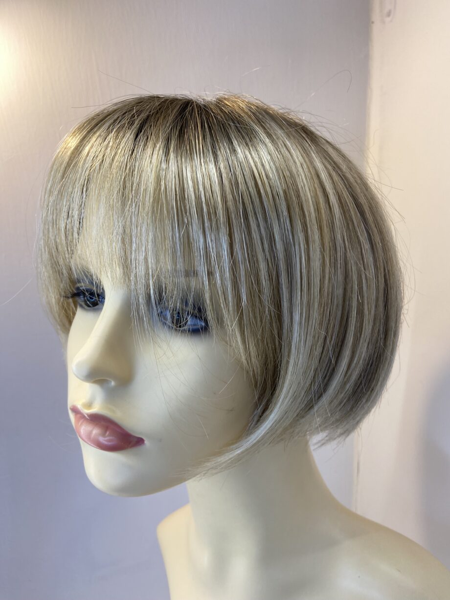 New blonde rooted wig. Blms867