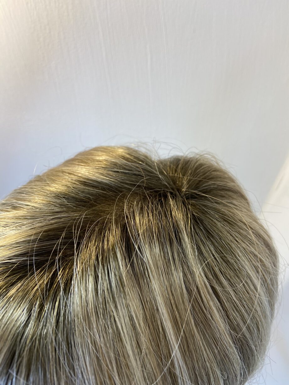 New blonde rooted wig. Blms867