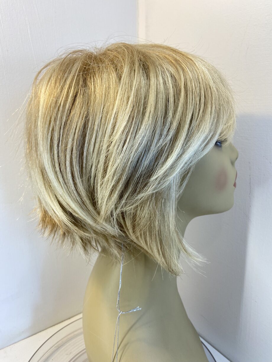 New blonde designer wig. Blss871