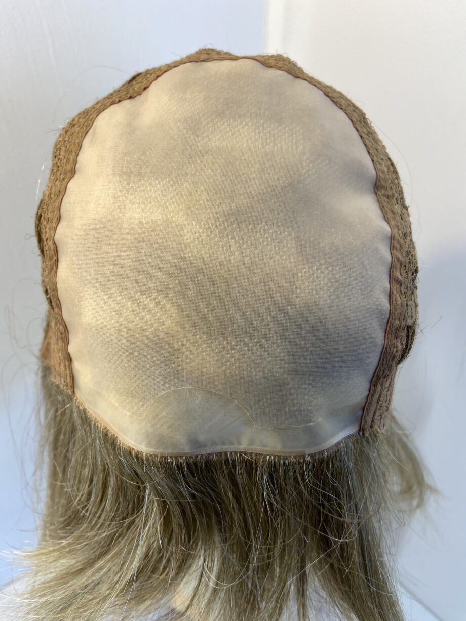 Creamy toffee wig. Blms872
