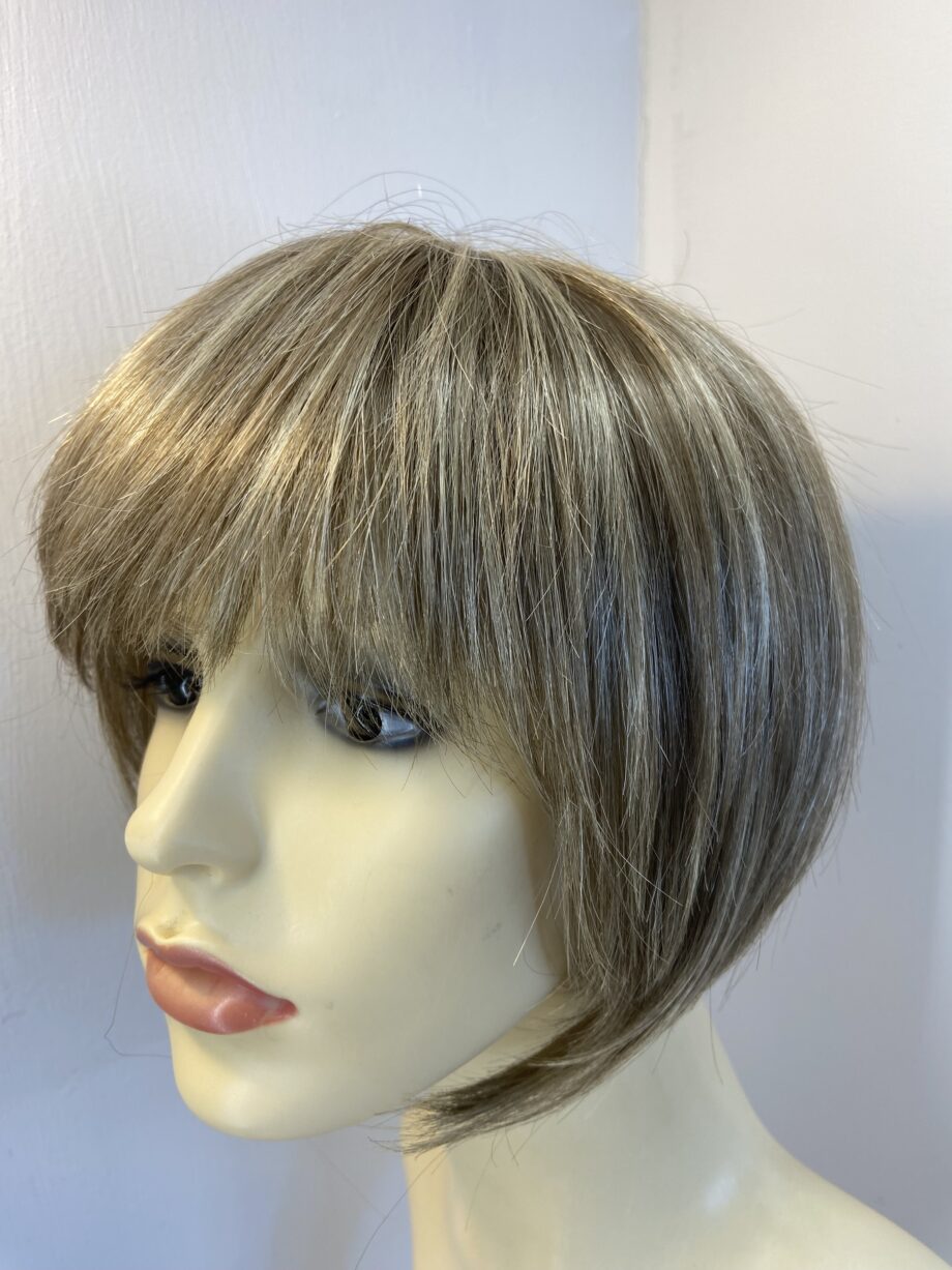 Super soft sentoo wig. Blms874