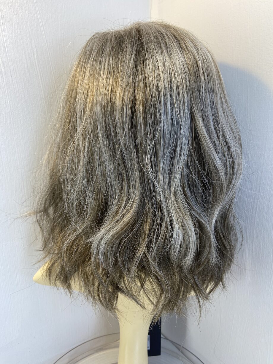 New long platinum silver flash wig. Grlw723