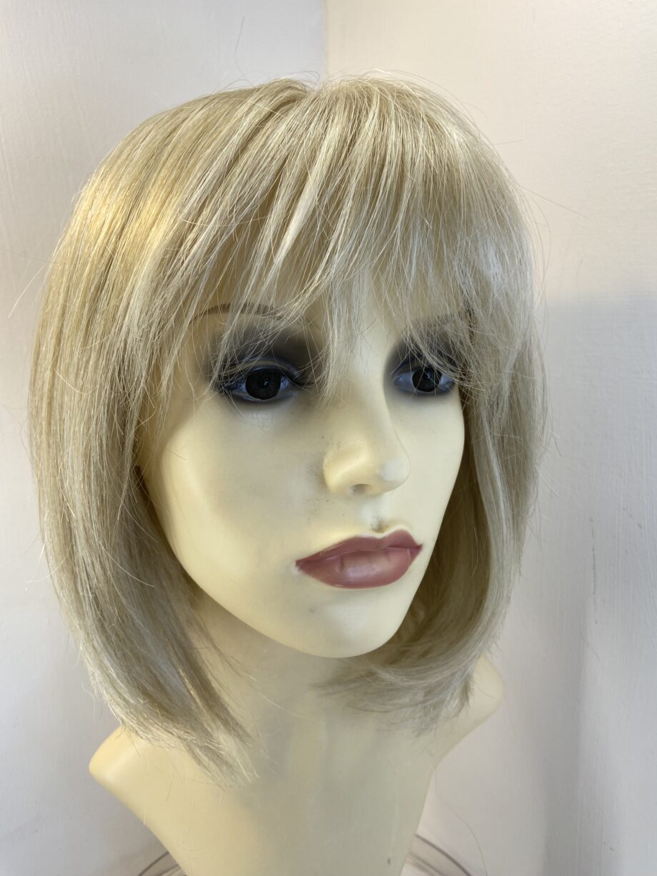 Golden blonde new wig. Blms727