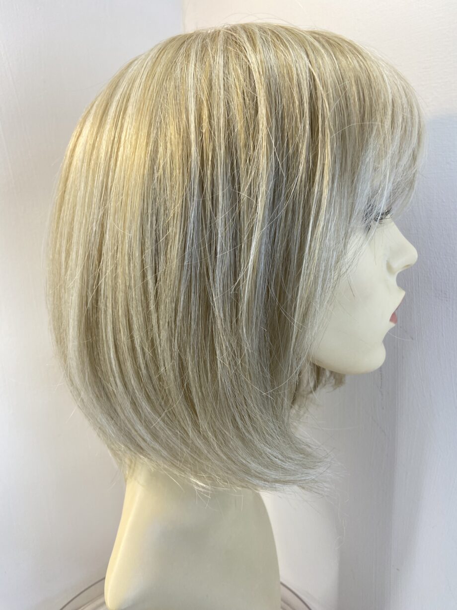 Golden blonde new wig. Blms727