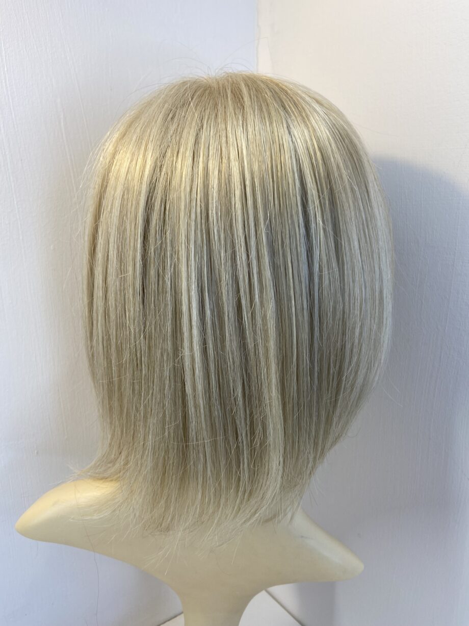 Golden blonde new wig. Blms727