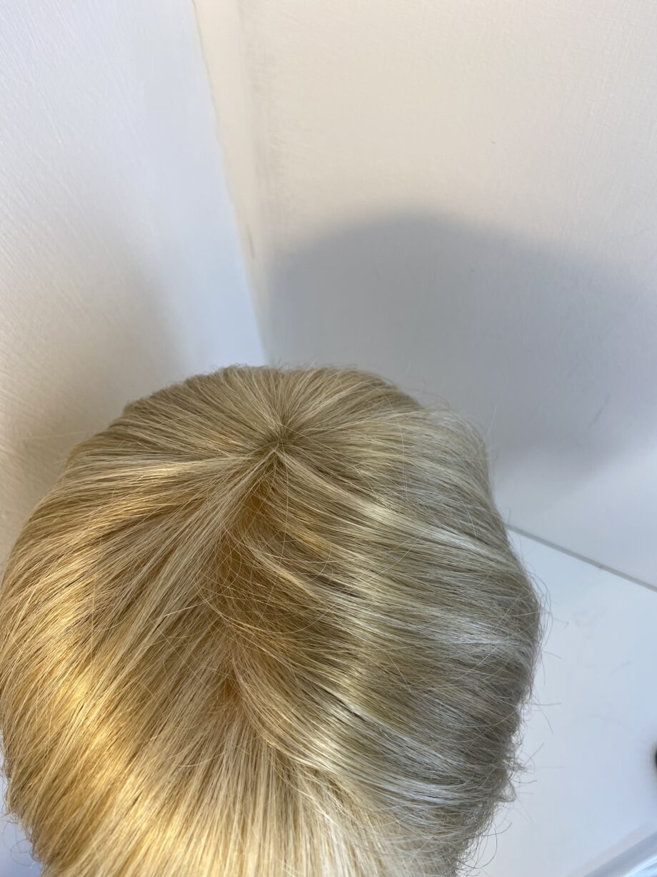Golden blonde new wig. Blms727