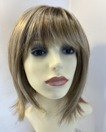 New feather light blonde wig. Blms731