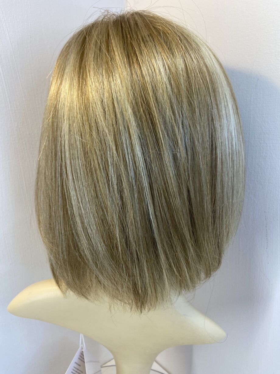 Toffee cream Amore new wig. Blms733