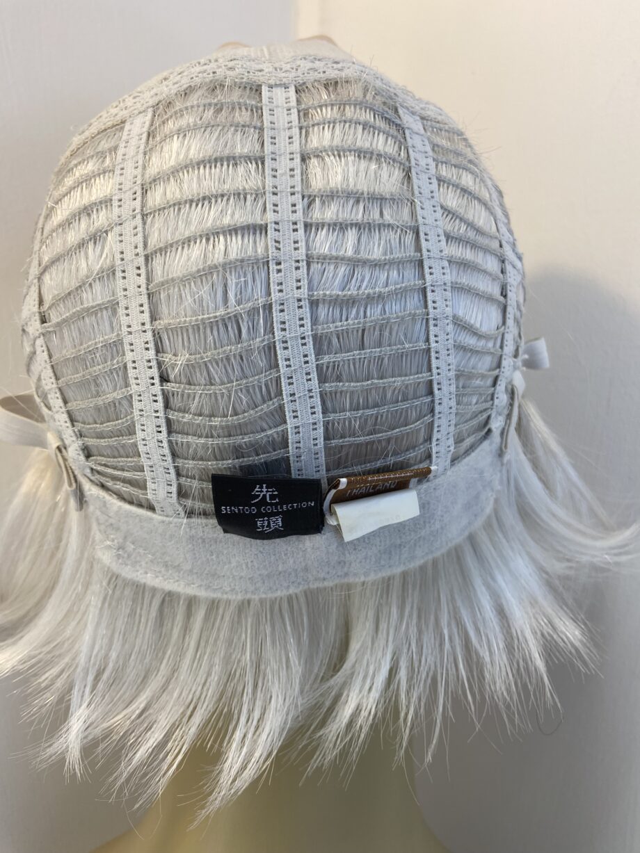 Silver white new sentoo wig. Sgss734
