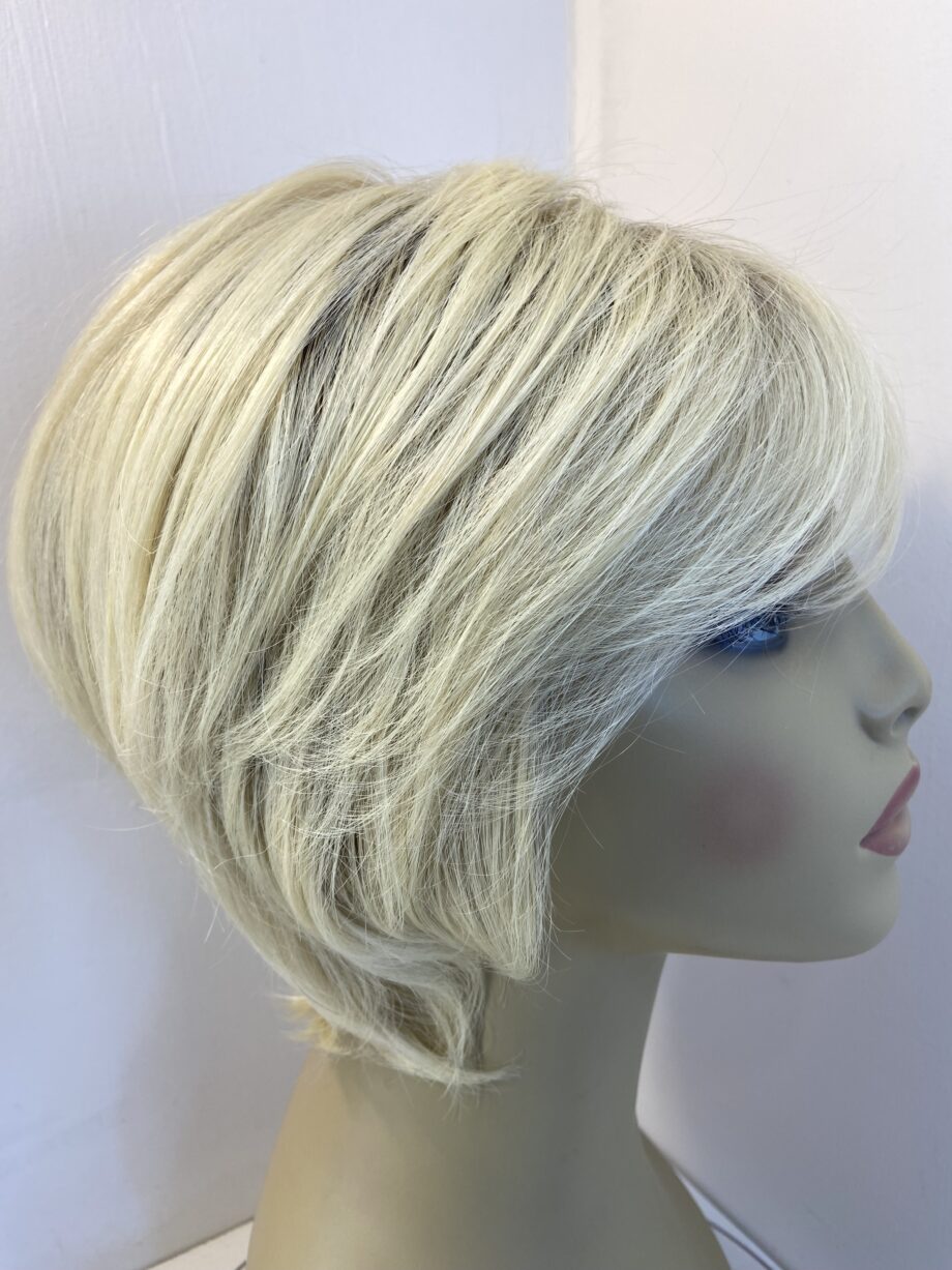 Rooted blonde Raquel Welsh new wig. Blss519