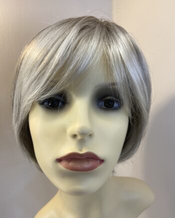 New platinum lotus wig. Gss520