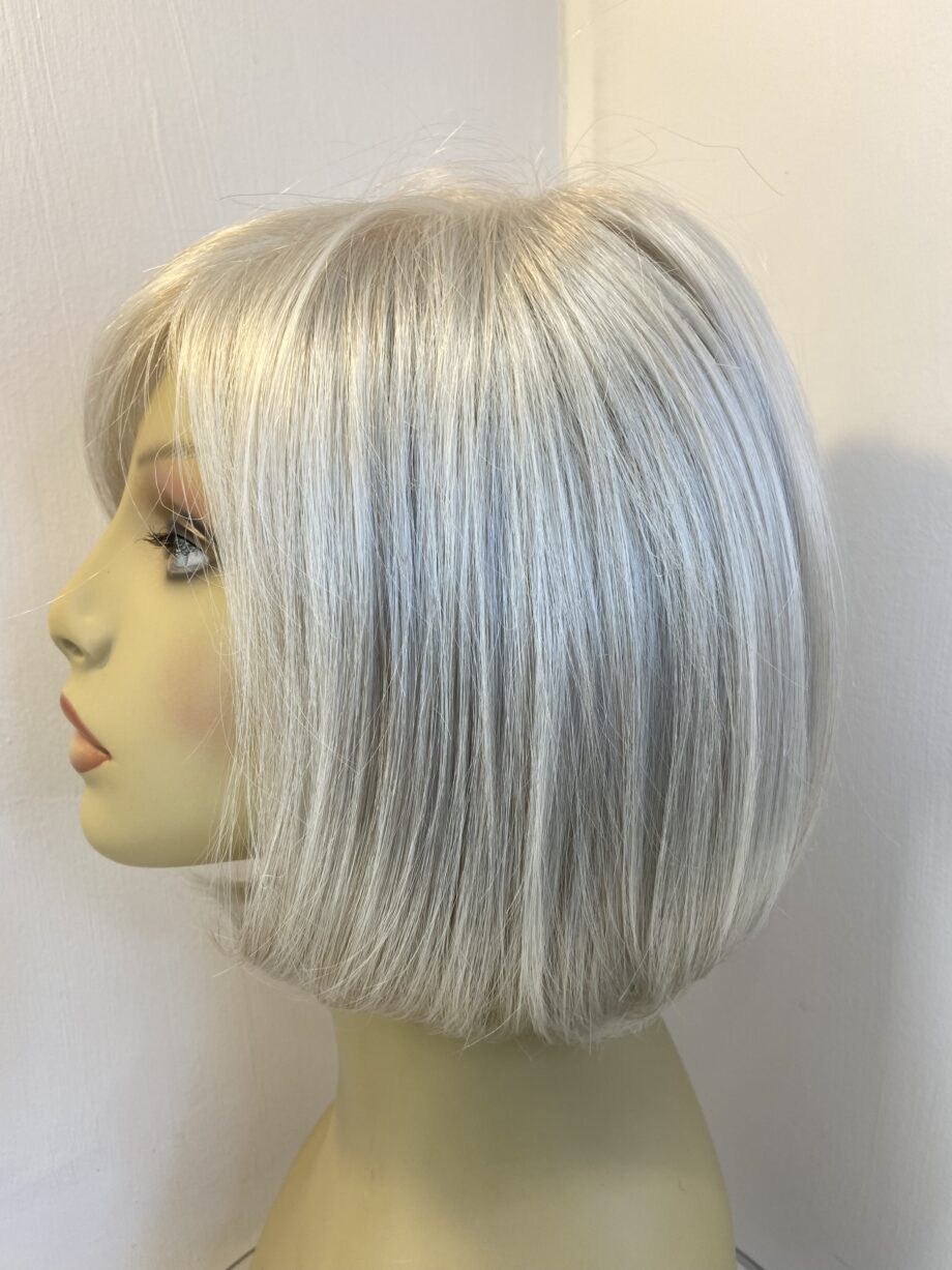 Silver Gisela Mayer new wig. Wms523