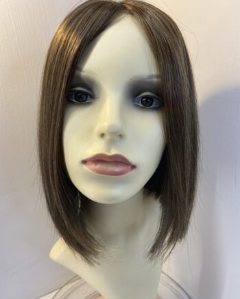 Brown long wig. Brls524