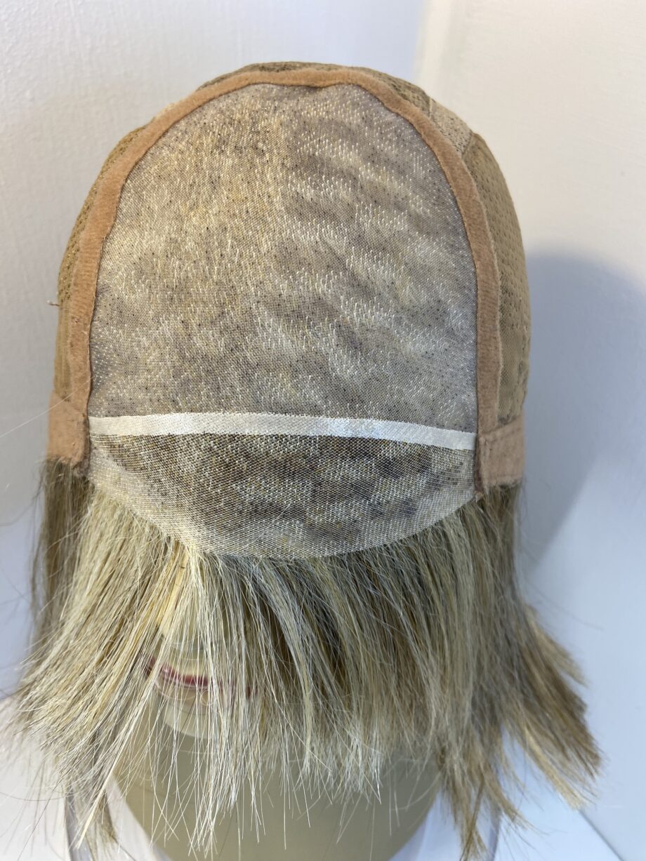Super soft blonde designer wig. Blms527