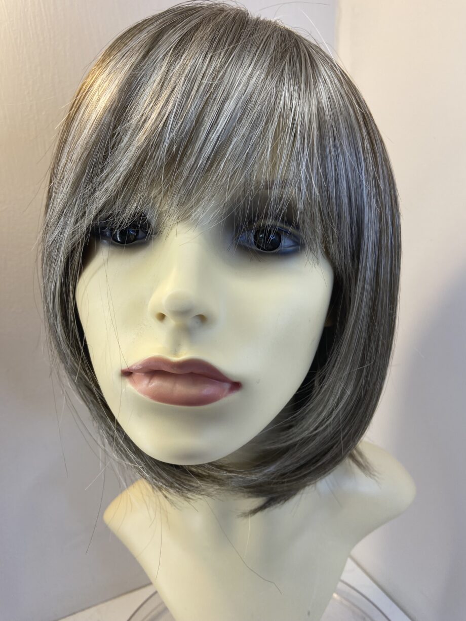 Super soft new grey lotus wig. Gms531