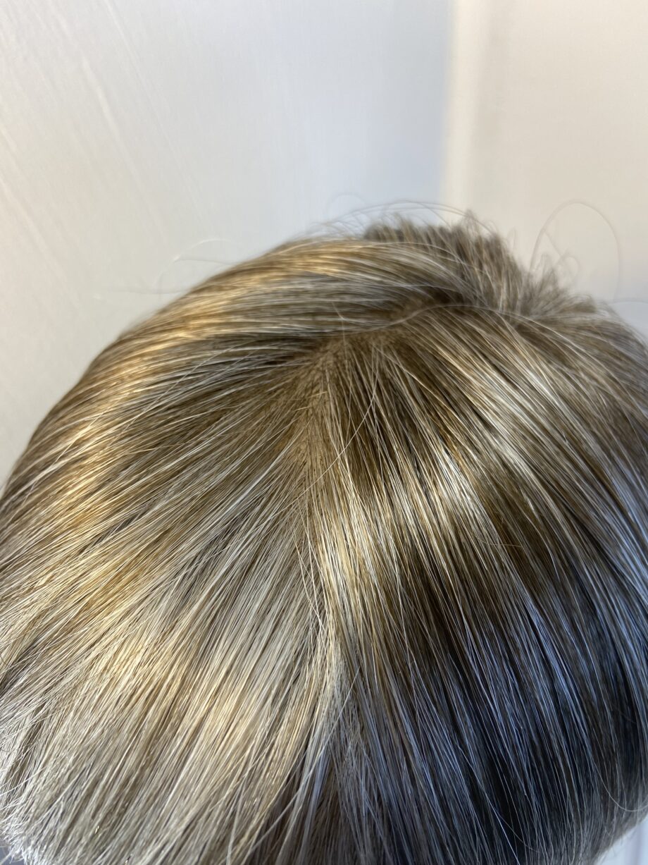 Super soft new grey lotus wig. Gms531