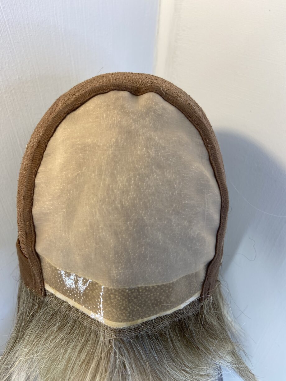 Beautiful blonde soft wig. Blms673