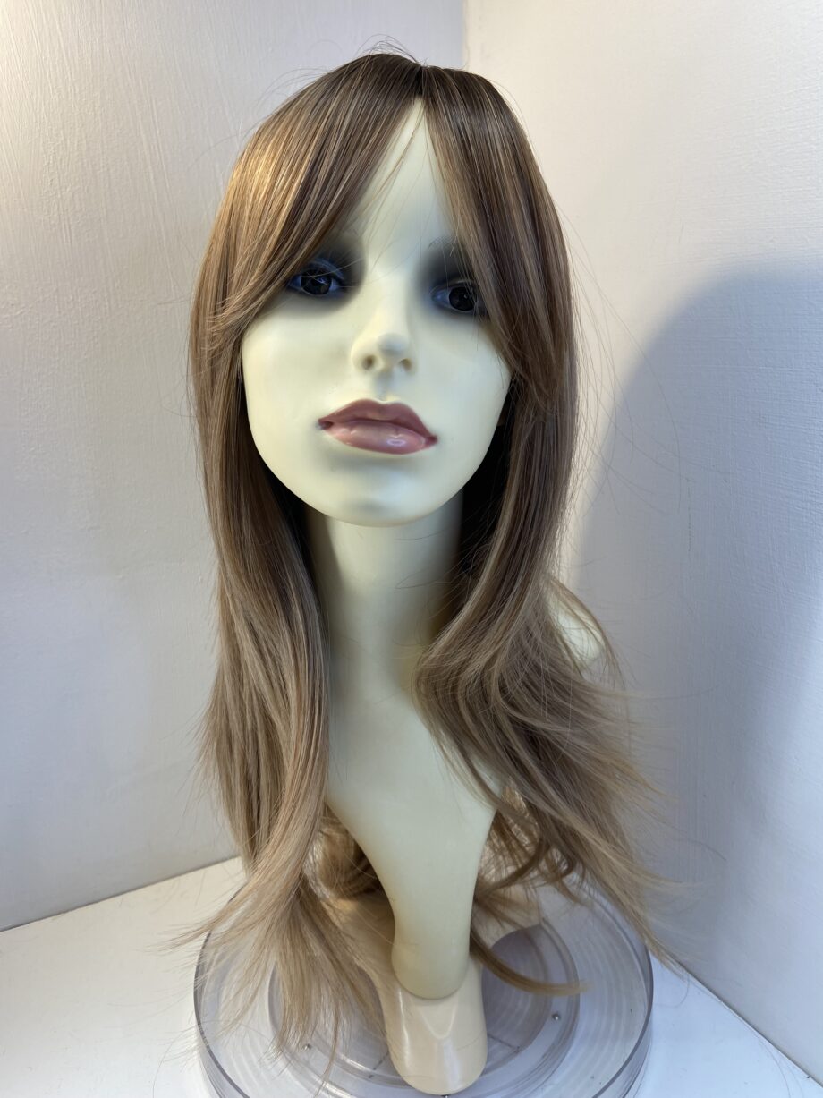 New long brown rooted wig. Blls675