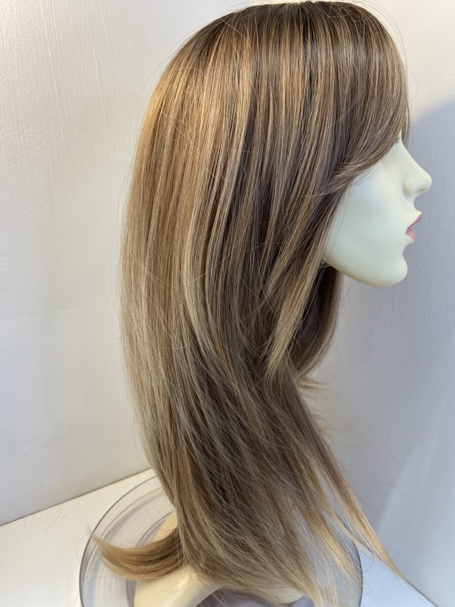 New long brown rooted wig. Blls675