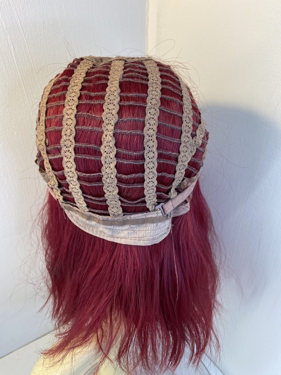 New red burgundy wig. Rww680