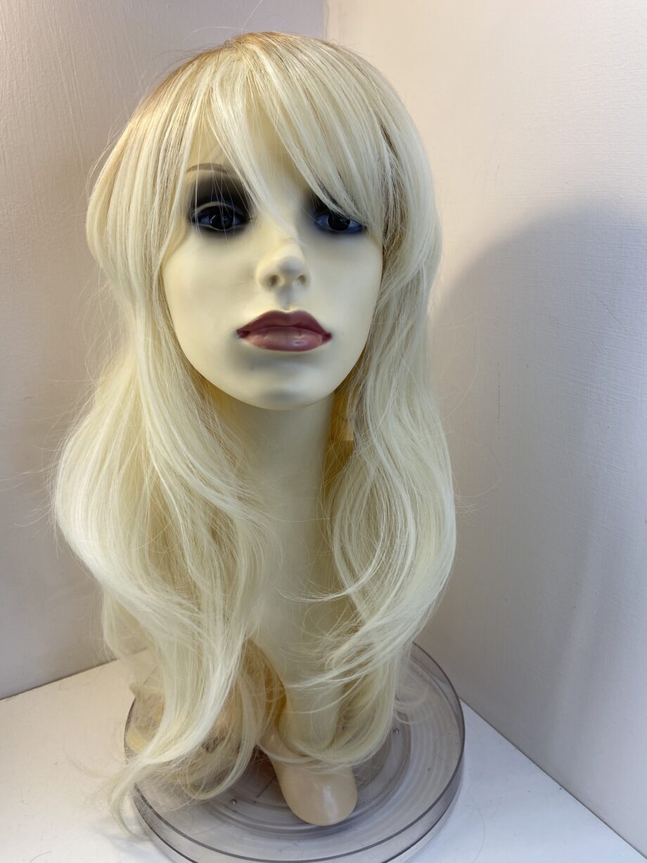 Very Long blonde rooted wig. Bllw242