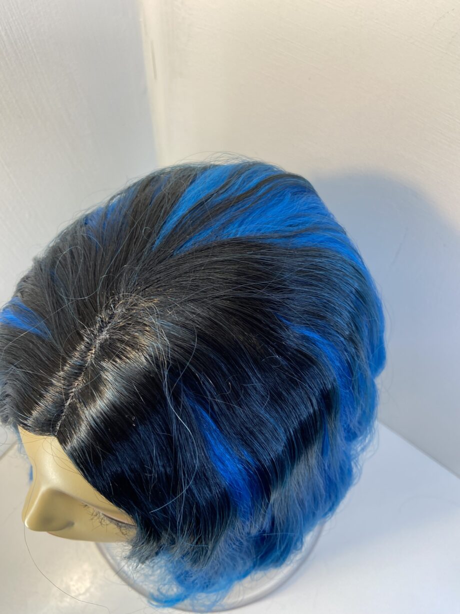 Electric blue rooted wig. Bluelw245