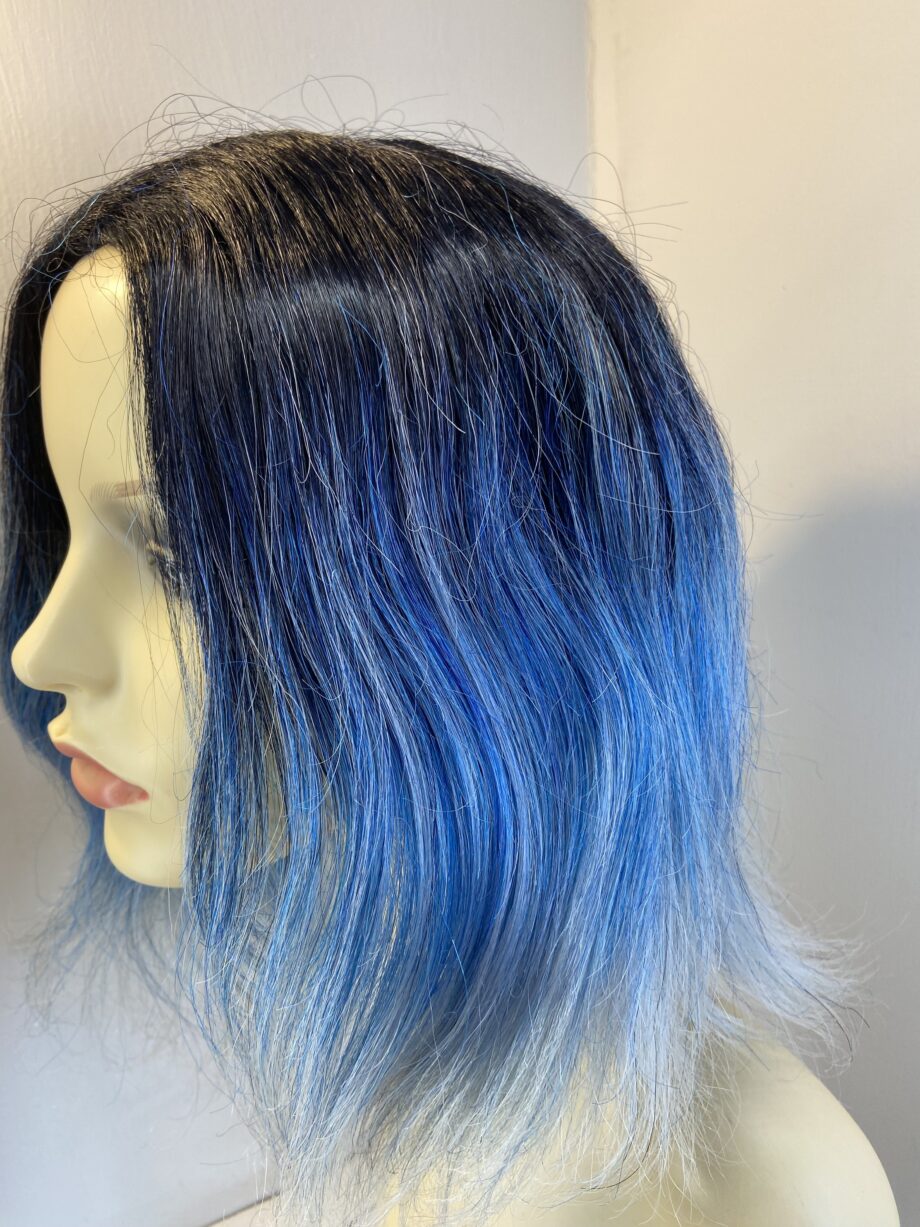 Blue rooted long wig. Bluelw246