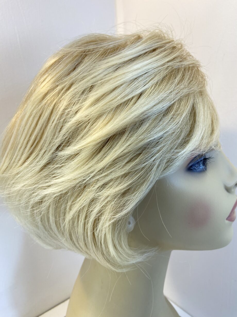 Short blonde new wig. Blss247