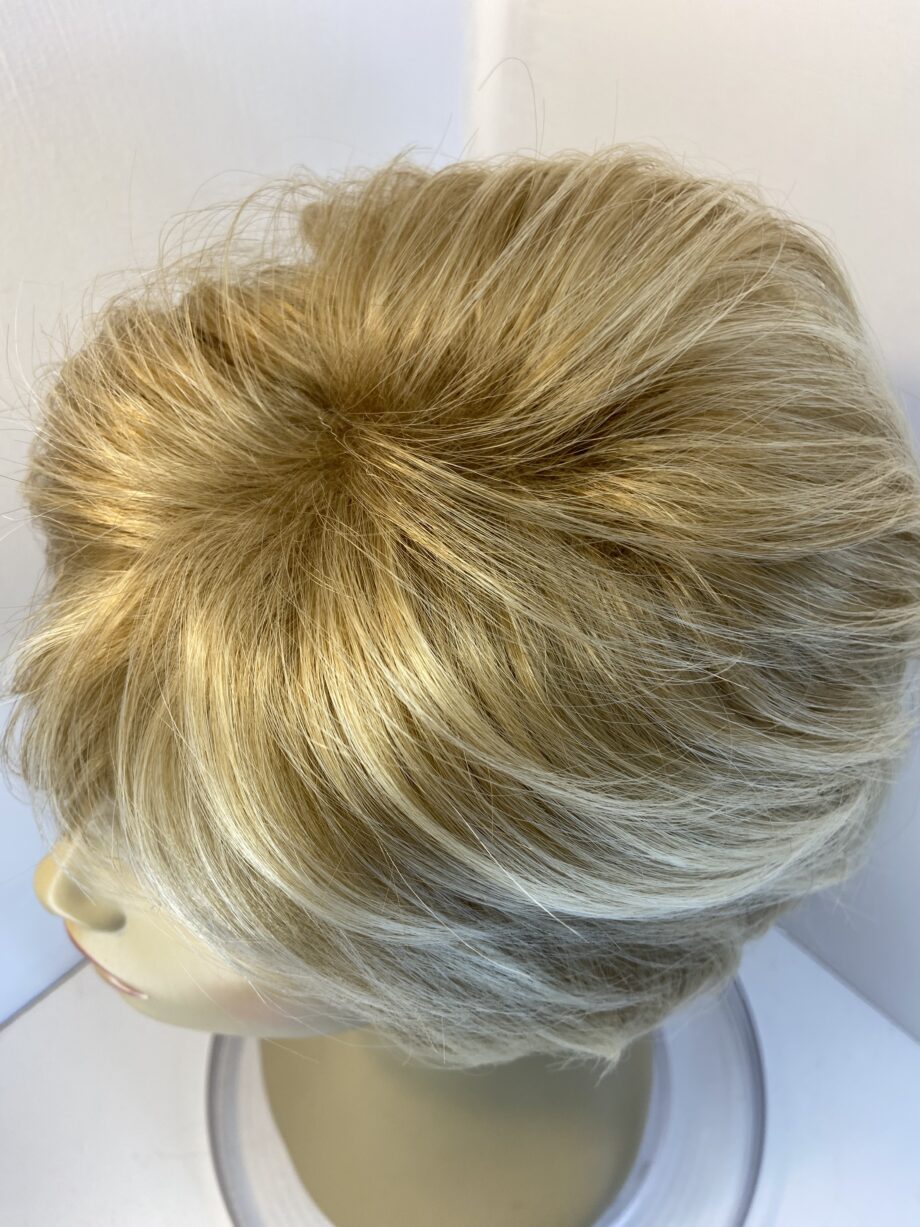 Short blonde new wig. Blss247