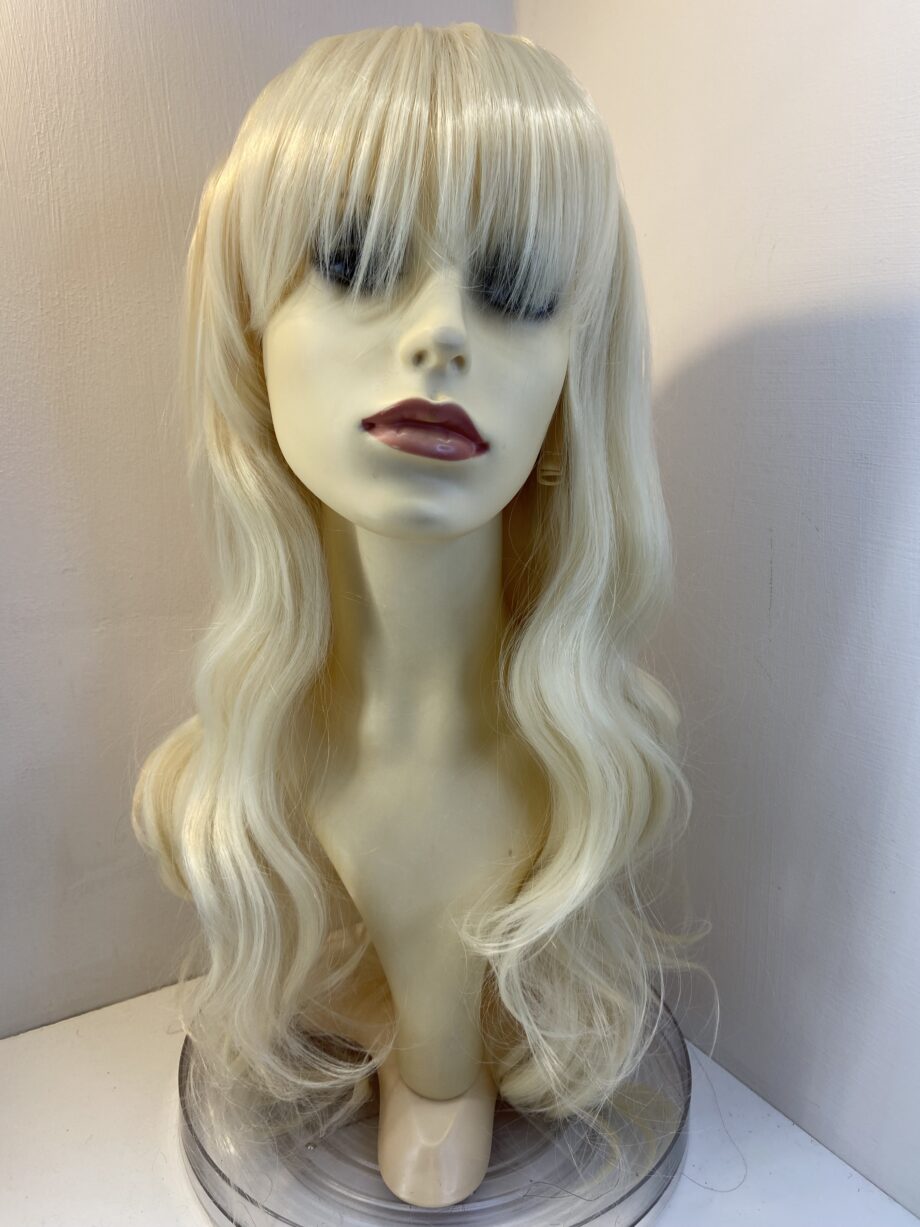 Long new blonde wig. Blls737