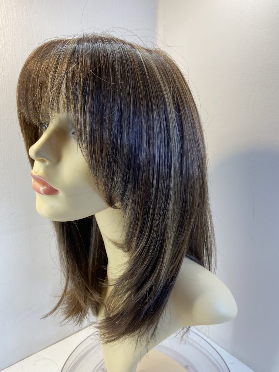 Belle tress long brown wig. Blls877