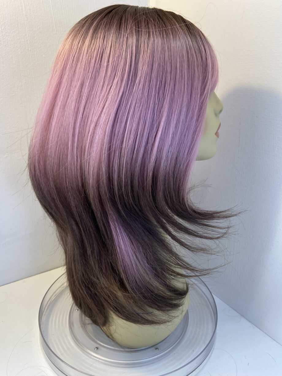 New stunning lilac rooted long wig. Lils704