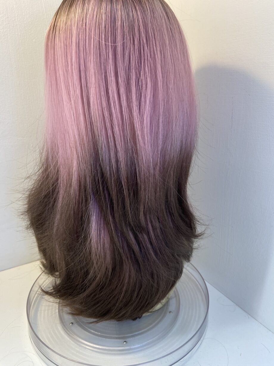 New stunning lilac rooted long wig. Lils704