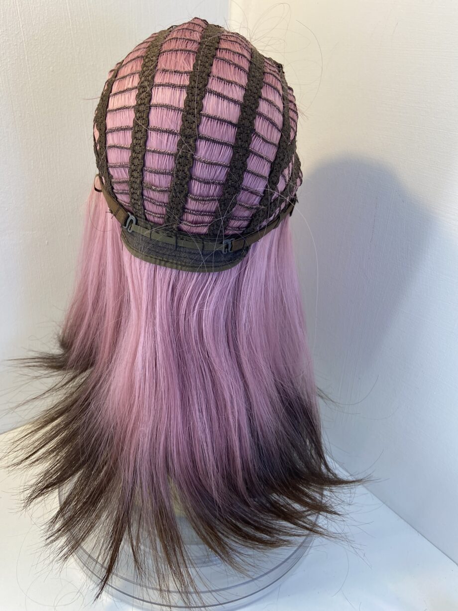 New stunning lilac rooted long wig. Lils704